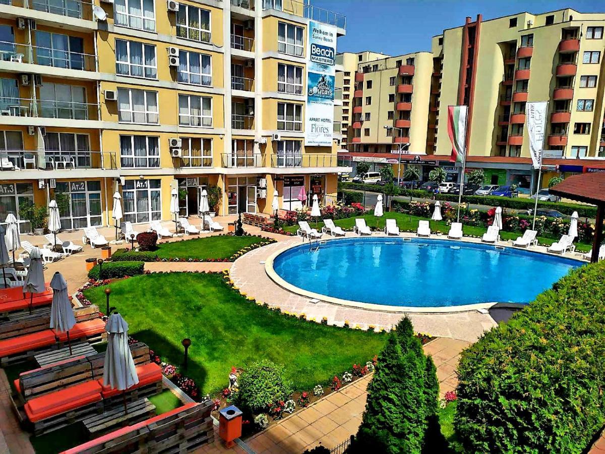 Flores Park Aparthotel